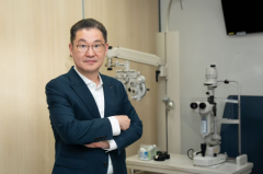 对话|知名眼科专家何明光:在控制近视进展上,红光疗法效果显著